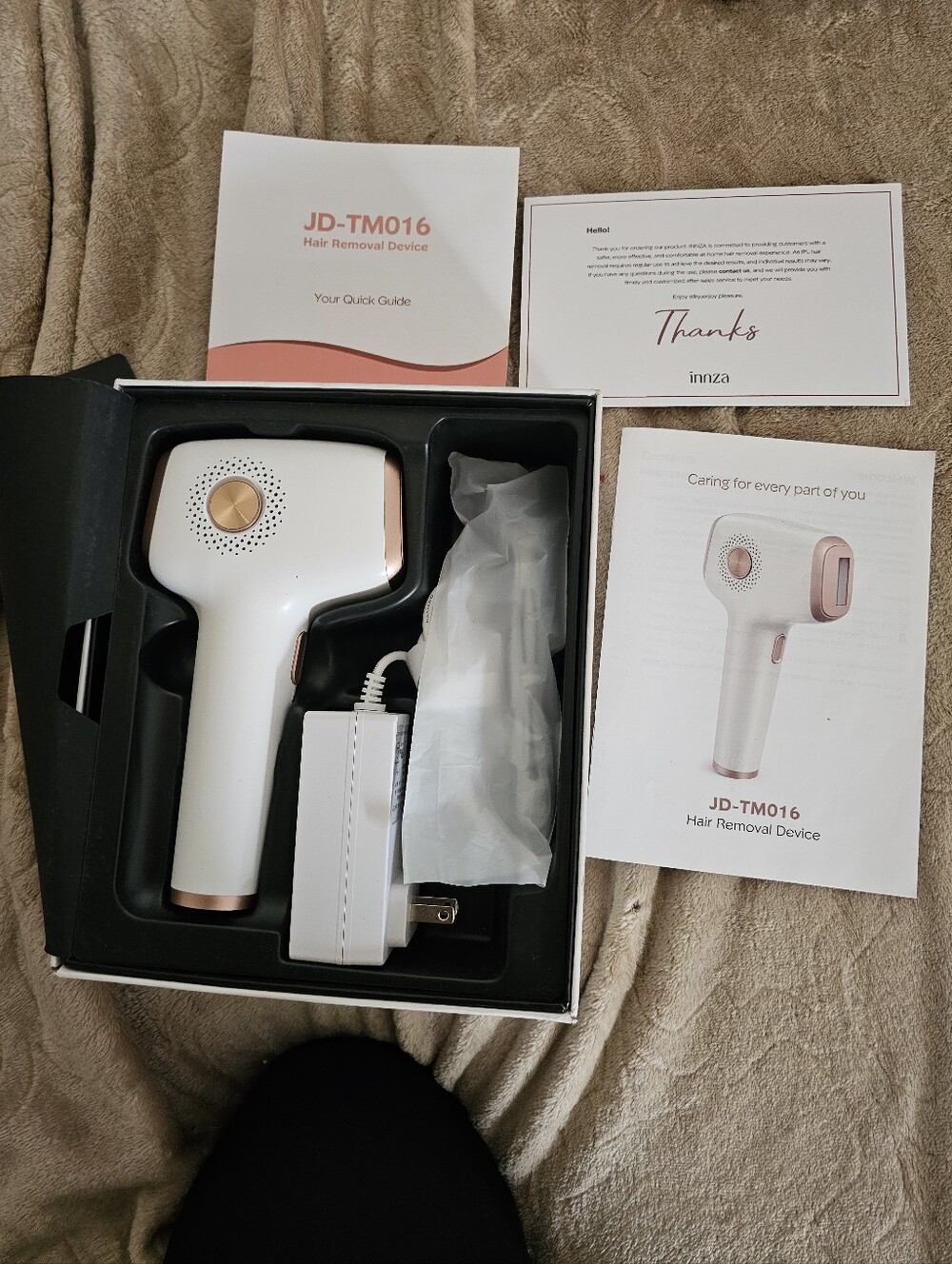 JD-TM016 Hair Removal Device in White & Rose Gold